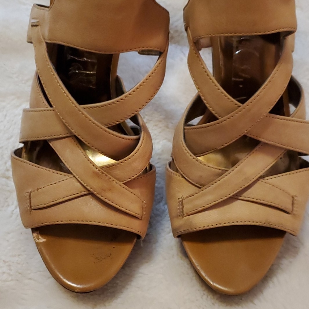 Guess platforms, size 8.5 - Picture 8 of 8